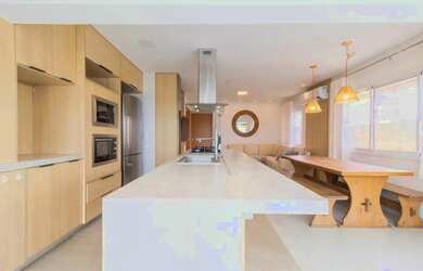 Imagem 11: Luxo à Beira-Mar Apartamento em Caiobá com 4 quartos - Matinhos/PR