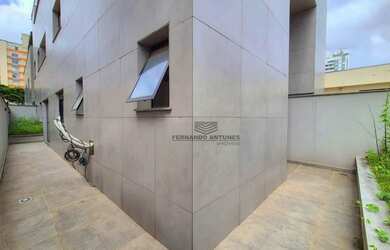 Imagem: O apartamento possui 2 Dormitórios, 3 Banheiros, 2 Vagas na