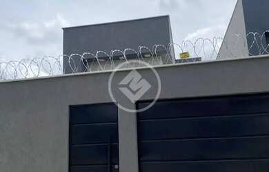 Imagem: A casa à venda possui 3 Dormitórios, 2 Banheiros e 118m²