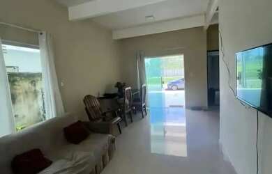 Imagem: A casa em condomínio possui 4 Dormitórios, 3 Banheiros, 2