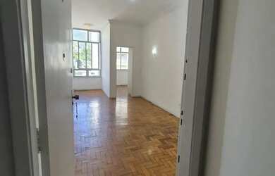 Imagem: O apartamento possui 2 Dormitórios, 2 Banheiros, 89m² de Área