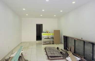 Imagem 9: Todos os Santos Loja Frente Rua Jose Bonifácio 671 R$ 5.000,00