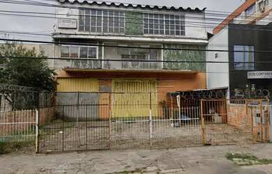 Imagem: O depósito possui 391m² de Área e está localizado em Medianeira