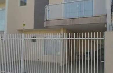 Imagem: A casa possui 3 Dormitórios, 4 Banheiros, 117m² de Área