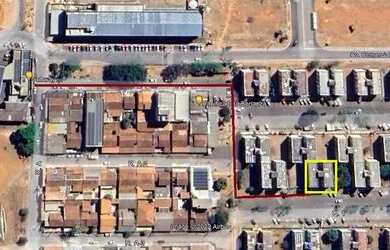 Imagem: O apartamento possui 3 Dormitórios, 1 Banheiro, 1 Vaga na garagem