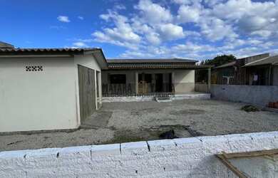 Imagem 6: Casa alvenaria no bairro Balneário Torneiro