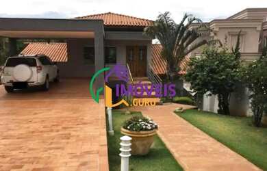 Imagem: A casa em condomínio possui 3 Dormitórios, 5 Banheiros, 4