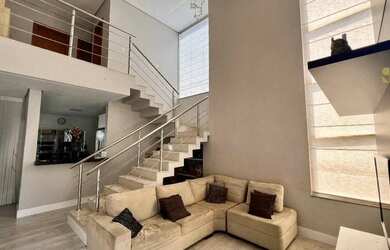 Imagem: A casa em condomínio possui 3 Dormitórios, 5 Banheiros, 2