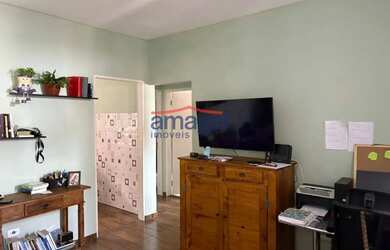 Imagem: A casa possui 2 Dormitórios, 1 Banheiro, 1 Vaga na garagem