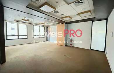 Imagem 9: Conjunto comercial com 375m², 8 vagas e muito bem localizado no miolo...