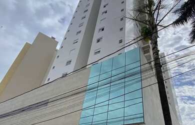 Imagem: O apartamento possui 4 Dormitórios, 2 Banheiros, 3 Vagas na