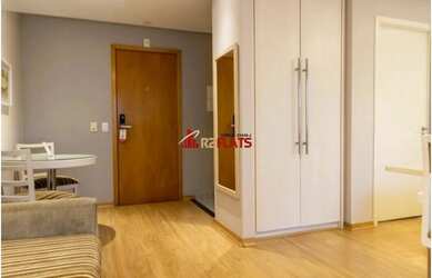 Imagem: O studio possui 1 Dormitório, 1 Banheiro, 1 Vaga na garagem