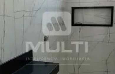 Imagem 7: Casa - JARDIM BRASILIA. Churrasqueira, Ar-condicionado, Guarda roupae175m²...