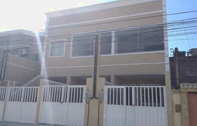 Imagem: A casa possui 2 Dormitórios, 3 Banheiros, 1 Vaga na garagem