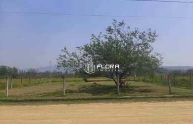 Imagem: O terreno possui 600m² de Área e está localizado em Sampaio