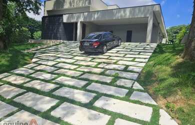 Imagem: A casa em condomínio possui 5 Dormitórios, 5 Banheiros, 3