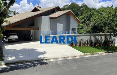 Imagem: CASA EM CONDOMÍNIO - CONDOMÍNIO ARUJÁ 5 - SP