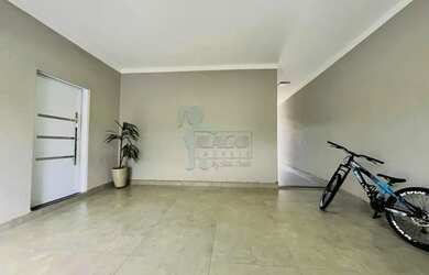 Imagem: A casa em condomínio possui 2 Dormitórios, 2 Banheiros, 2