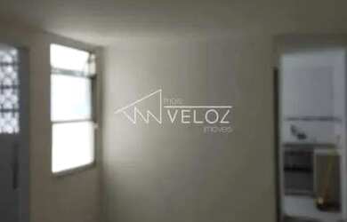 Imagem: O apartamento possui 2 Dormitórios, 1 Banheiro, 46m² de Área