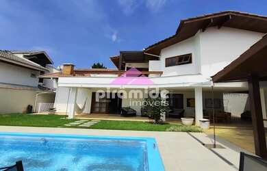 Imagem: A casa em condomínio possui 4 Dormitórios, 1 Banheiro e 532m²