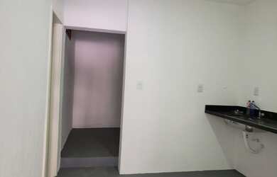 Imagem 3: Todos os Santos Loja Frente Rua Jose Bonifácio 671 R$ 5.000,00