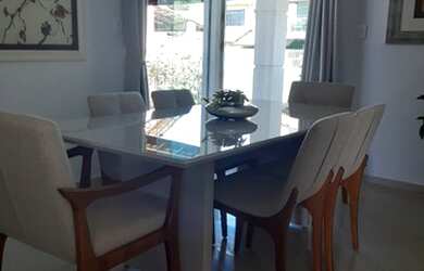 Imagem: A casa em condomínio possui 3 Dormitórios, 3 Banheiros, 4