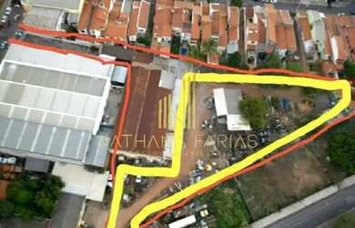 Imagem: O terreno possui 6.000m² de Área e está localizado em Jardim
