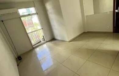 Imagem: O apartamento possui 2 Dormitórios, 2 Banheiros e 90m² de