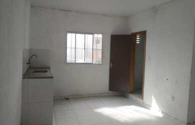 Imagem: A casa possui 2 Dormitórios, 2 Banheiros e está localizado