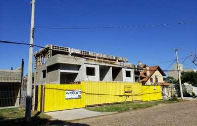 Imagem: A casa em condomínio possui 3 Dormitórios, 5 Banheiros, 2