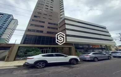 Imagem: O apartamento possui 1 Dormitório, 1 Banheiro, 1 Vaga na garagem