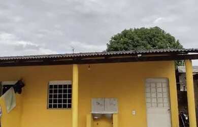 Imagem: O apartamento possui 1 Dormitório, 1 Banheiro, 2 Vagas na garagem