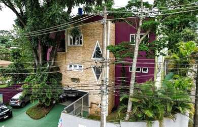 Imagem: O depósito possui 5 Vagas na garagem e 1035m² de Área e está