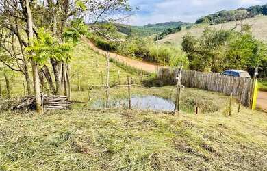 Imagem 3: Chácara de 2.000m2 com Casa (Agua+Luz) a 10km de Cons. Lafaiete - R$275.000,00