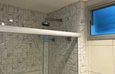 Imagem: O apartamento possui 2 Dormitórios, 2 Banheiros, 2 Vagas na