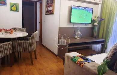 Imagem: O apartamento possui 2 Dormitórios, 1 Banheiro, 1 Vaga na garagem