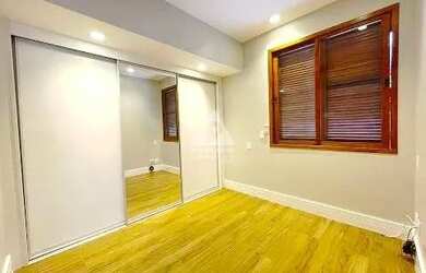 Imagem 11: Obra de arte espetacular com vistas deslumbrantes e em alto nível de...