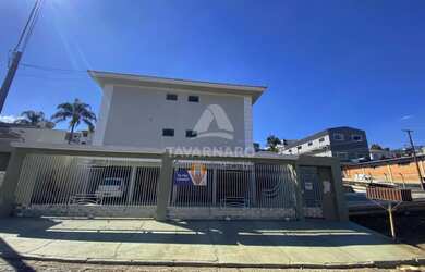 Imagem: O apartamento possui 3 Dormitórios, 1 Banheiro, 2 Vagas na