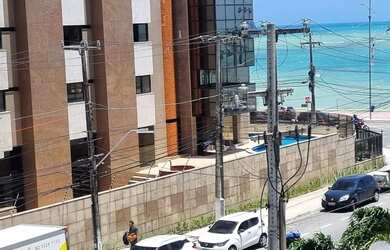 Imagem: O apartamento possui 1 Dormitório, Acomodam 4 pessoas, 1 Vaga