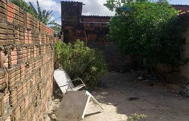 Imagem: A casa possui 2 Dormitórios, 1 Banheiro, 20m² de Área e