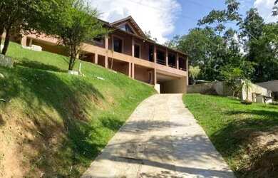 Imagem: A chácara possui 1.445m² de Área e está localizado em Cézar