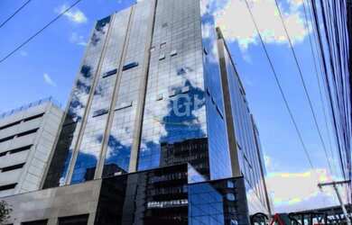 Imagem: O depósito possui 1 Vaga na garagem, 47m² de Área e está