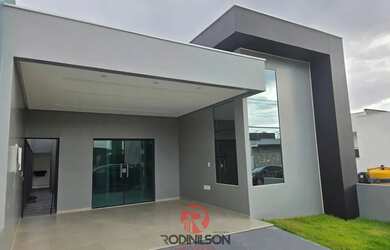 Imagem: A casa em condomínio possui 3 Dormitórios, 2 Banheiros, 2