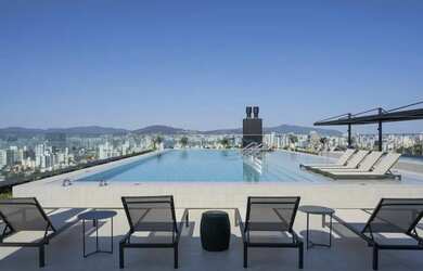 Imagem: O apartamento possui 3 Dormitórios, 4 Banheiros, 2 Vagas na