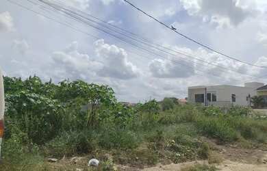 Imagem: O terreno possui 570m² de Área e está localizado em Alagoinhas