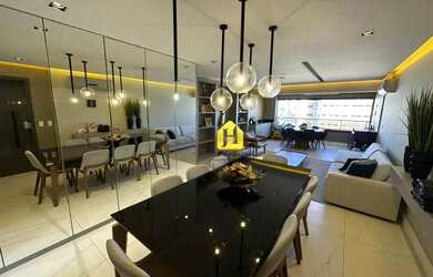 Imagem: O apartamento possui 3 Dormitórios, 4 Banheiros, 3 Vagas na