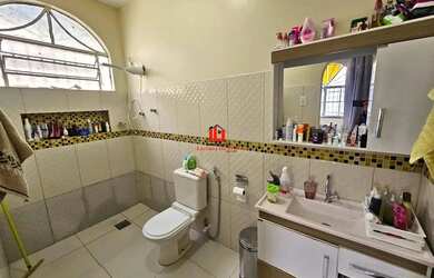 Imagem 11: Casa Térrea com 3 Qts 1 Suíte no Adrianópolis/ Piscina com Cascata/...