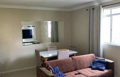 Imagem 2: Apartamento Reformado 59 m² 1º Andar Portaria Rua silenciosa. Nascente