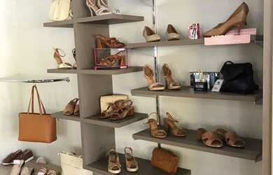 Imagem 4: Vendo Ponto Comercial. Ar-condicionado, 350m² de Áreae3 Vagas na garagem