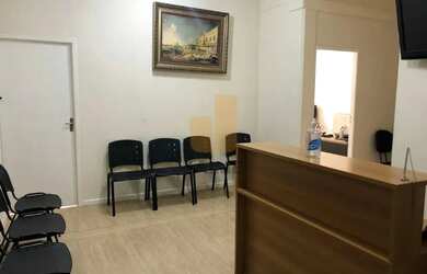 Imagem: O depósito possui 100m² de Área e está localizado em República